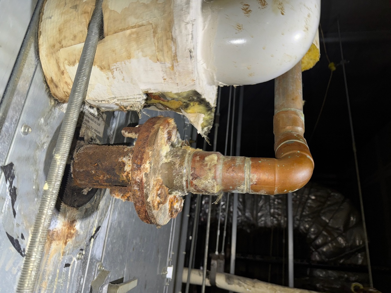 Pipe flange before repair